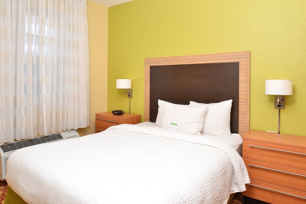 Towneplace Suites By Marriott Miami Airport W Доръл Екстериор снимка